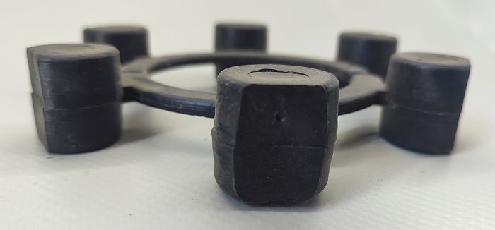 027072 Муфта эластичная радиального когтя (Geringhoff)