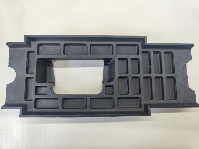 Кришка висівного апарату нижня сітківці kinze, john deere (gd15700 )