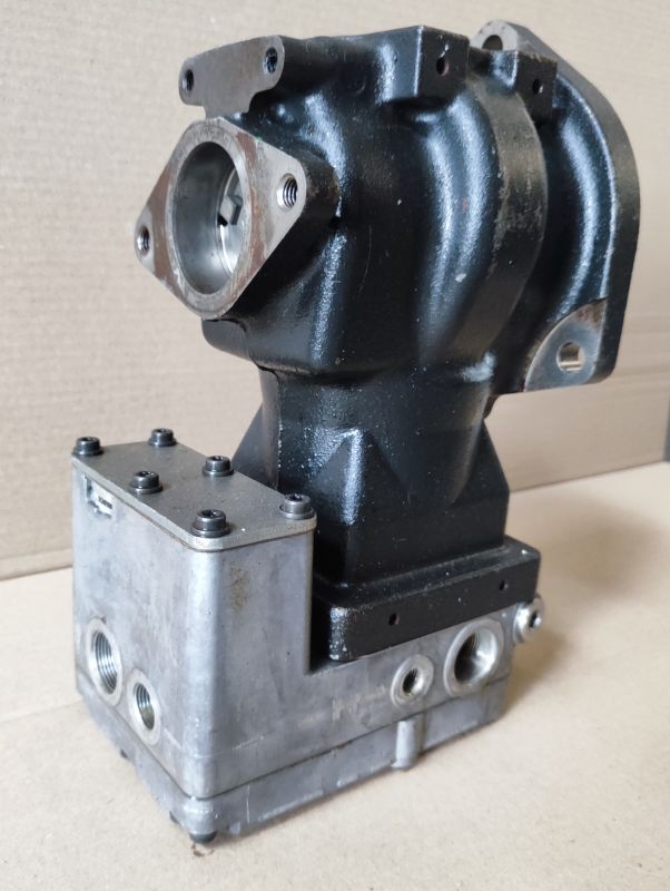 Повітряний компресор 04298359 (LK3866) для двигунів WABCO