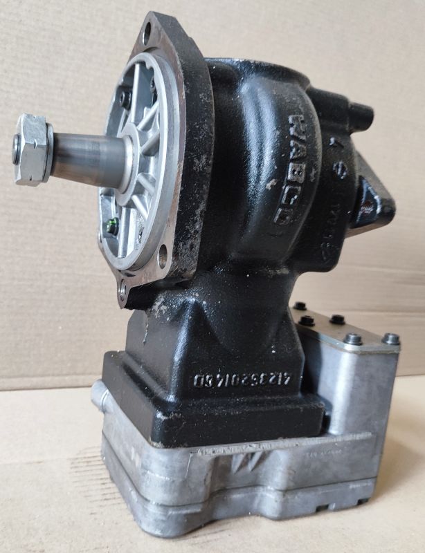 Повітряний компресор 04298359 (LK3866) для двигунів WABCO