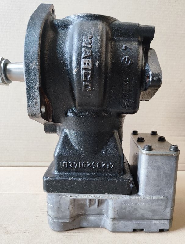 Повітряний компресор 04298359 (LK3866) для двигунів WABCO