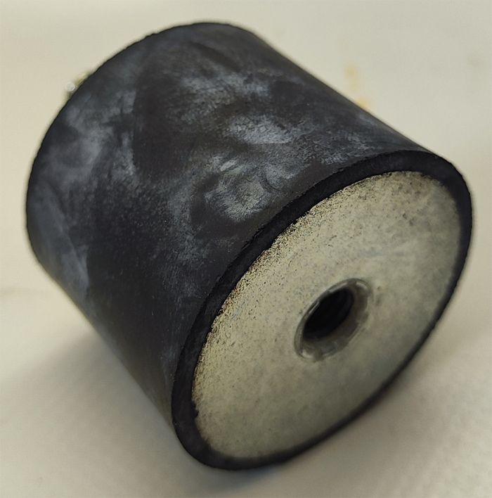 Демпфер гумовий ( Подушка ) LEMKEN 50x40 M10x30 IG-M10 R000767